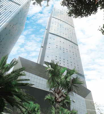 深圳5A超高层办公楼
空调系统 ：VRV 系列（智能控制系统）
空调容量 ：4822HP
楼宇高度 ：273米